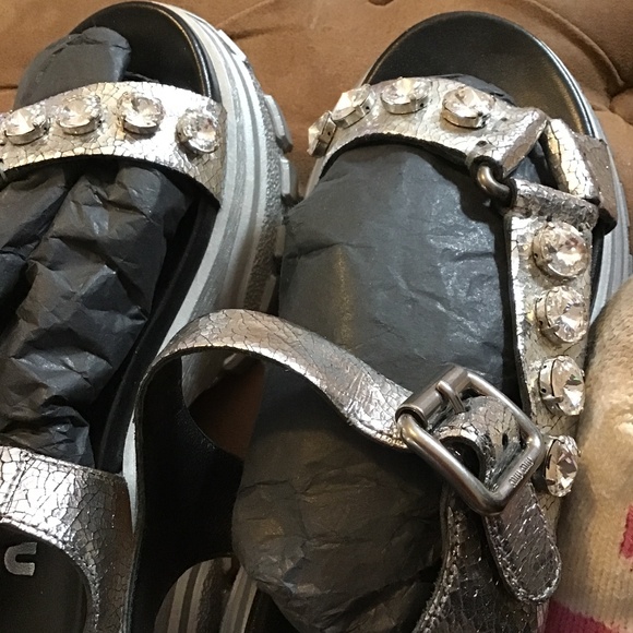 Sandal - Picture 7 of 8